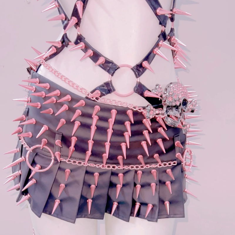 Hollow out rivet applique o ring pleated mini skirt set  | Festival Outfits Women
