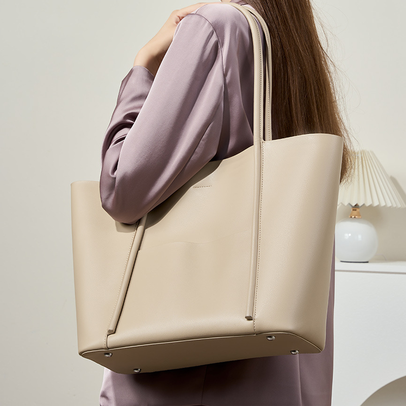 THE ESSENTIAL MINIMALIST TOTE - Halibuy - 5