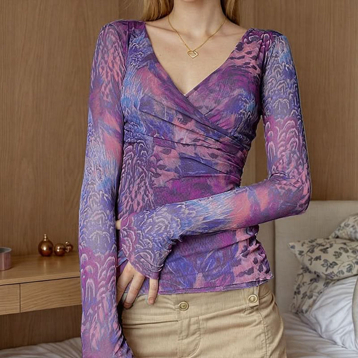 Long sleeve ruched v neck print contrast top  | Festival Outfits Women
