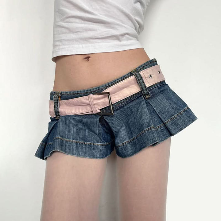 Pleated low rise denim shorts  | Festival Outfits Women