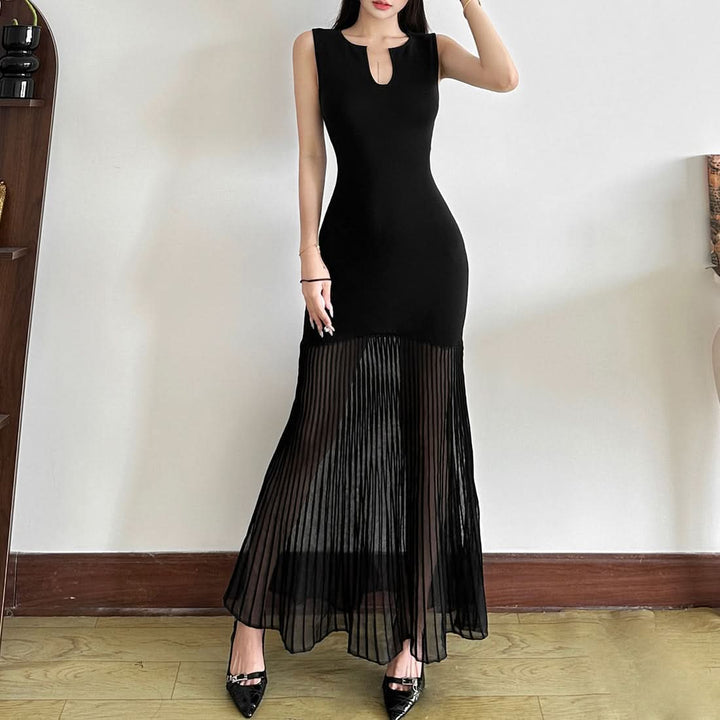 Sleeveless notch neck maxi dress  | Festival Outfits Women