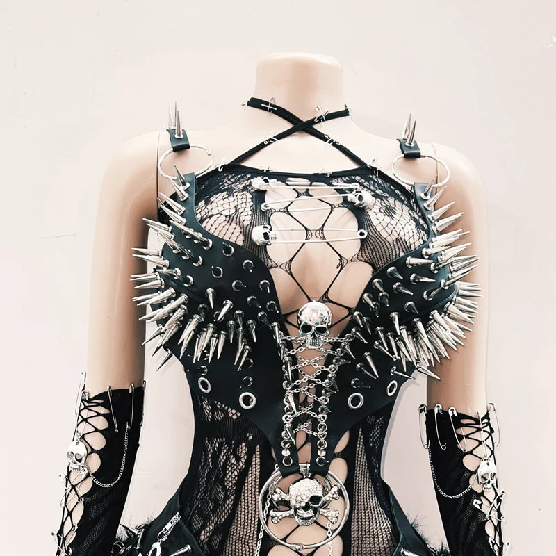 Hollow out rivet applique metal chain o ring cut out top  | Festival Outfits Women