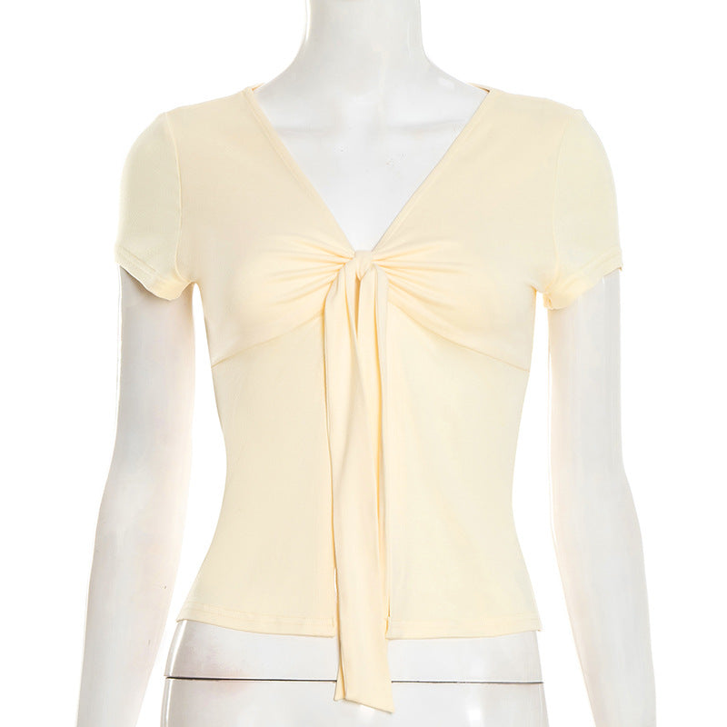 Short sleeve v neck self tie solid crop top