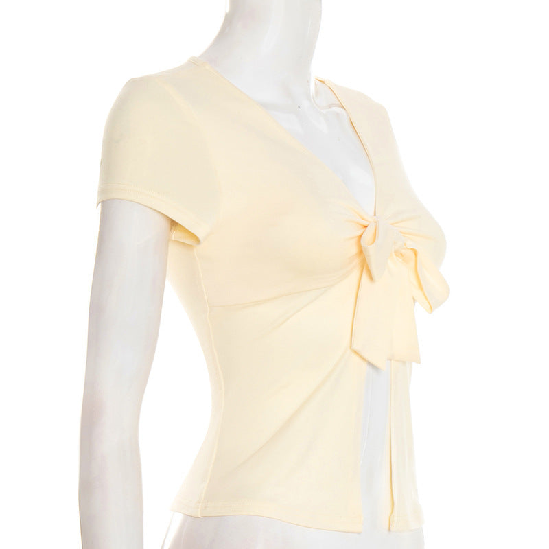 Short sleeve v neck self tie solid crop top