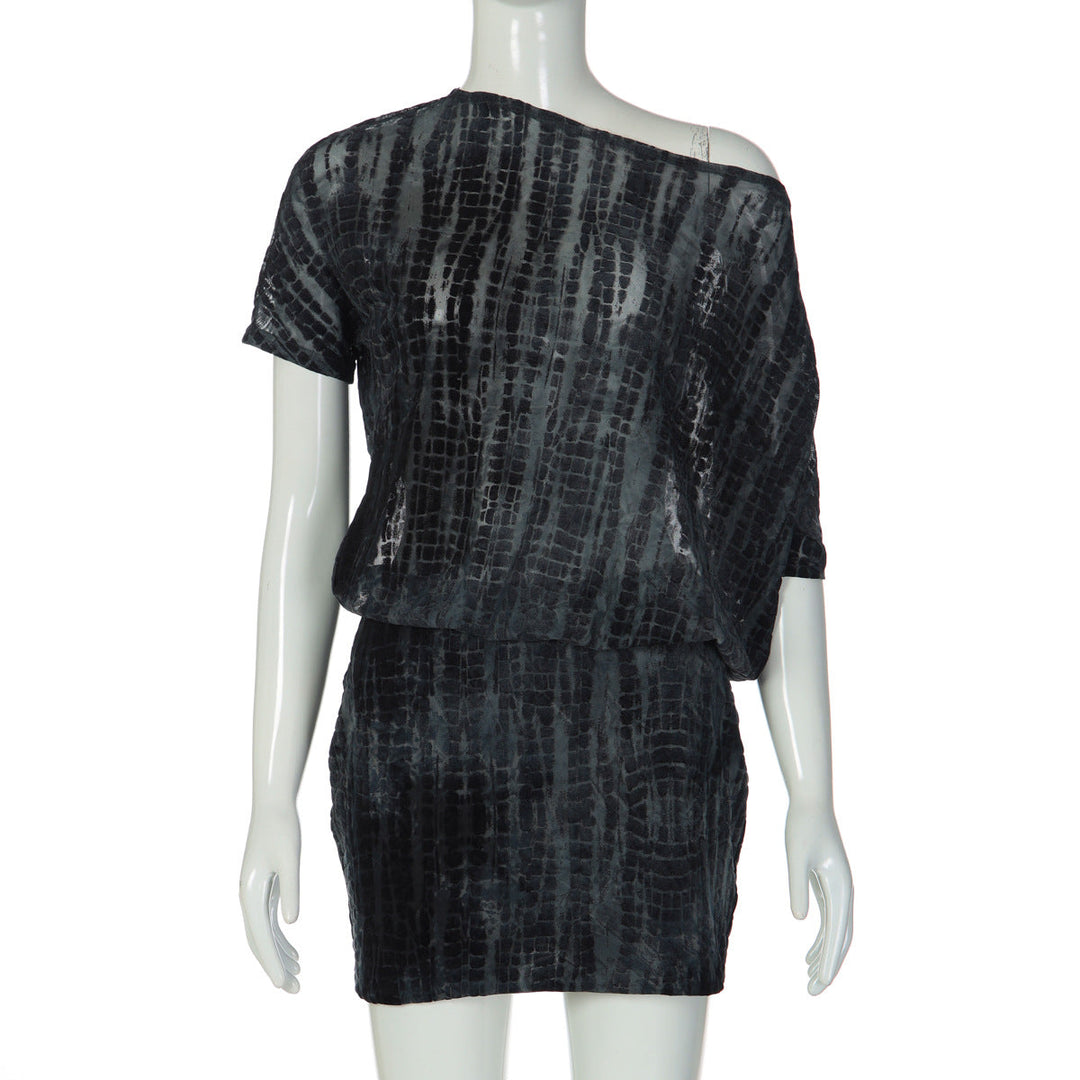 Short sleeve self tie irregular backless mini dress