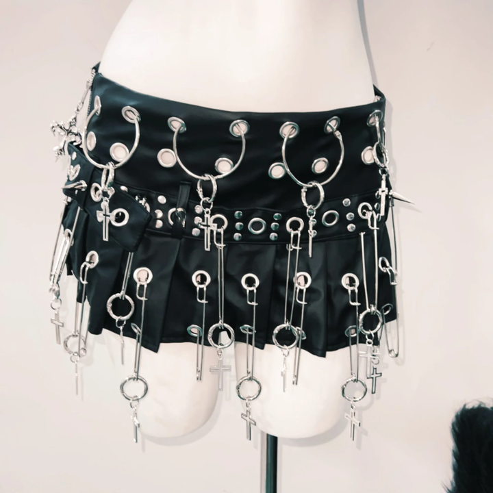 Skull applique rivet waist chain top  | Festival Outfits Women