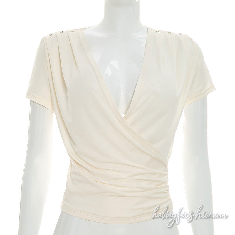 Short sleeve v neck ruched solid top