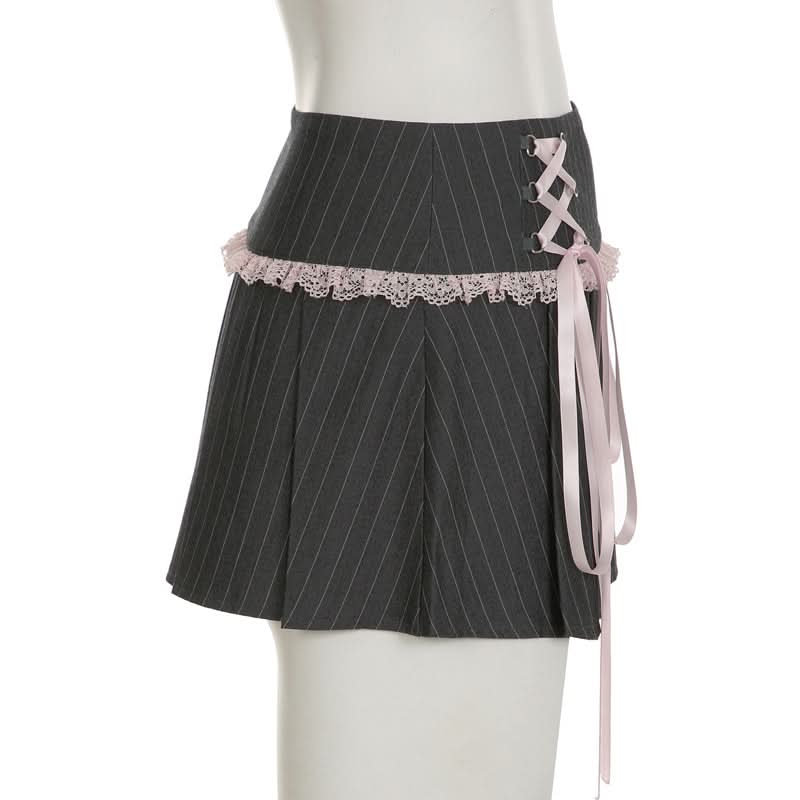 A line pleated lace hem zip-up ribbon mini skirt  | Festival Outfits Women