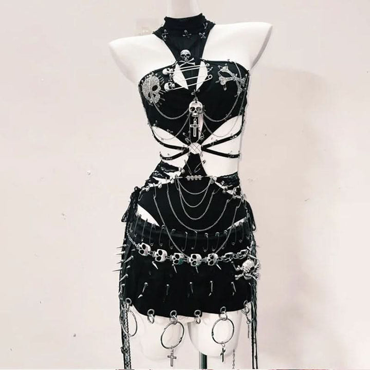 Metal chain hollow out o ring pleated mini skirt set  | Festival Outfits Women