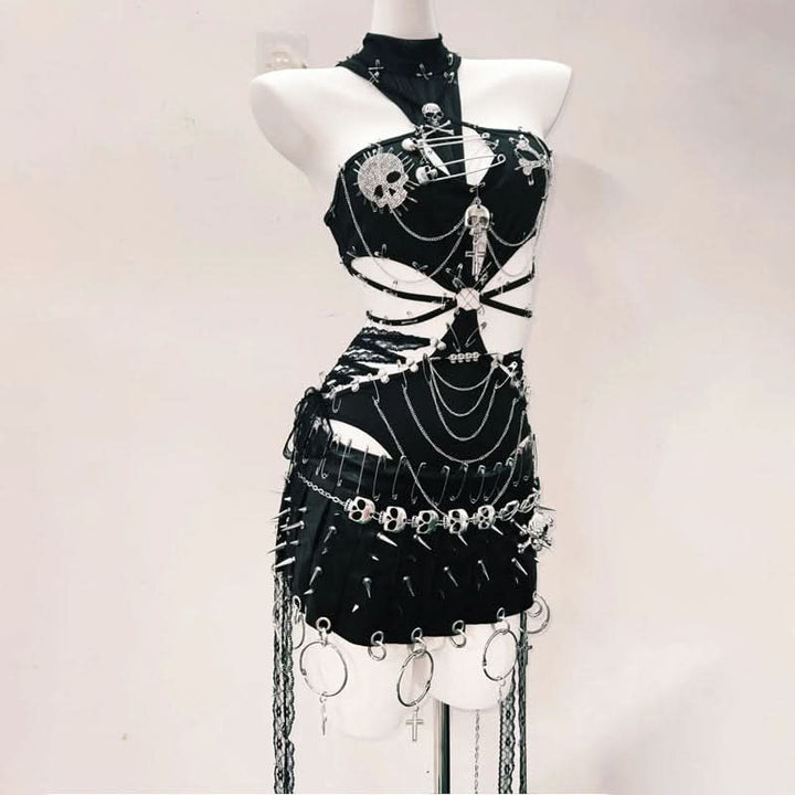 Metal chain hollow out o ring pleated mini skirt set  | Festival Outfits Women