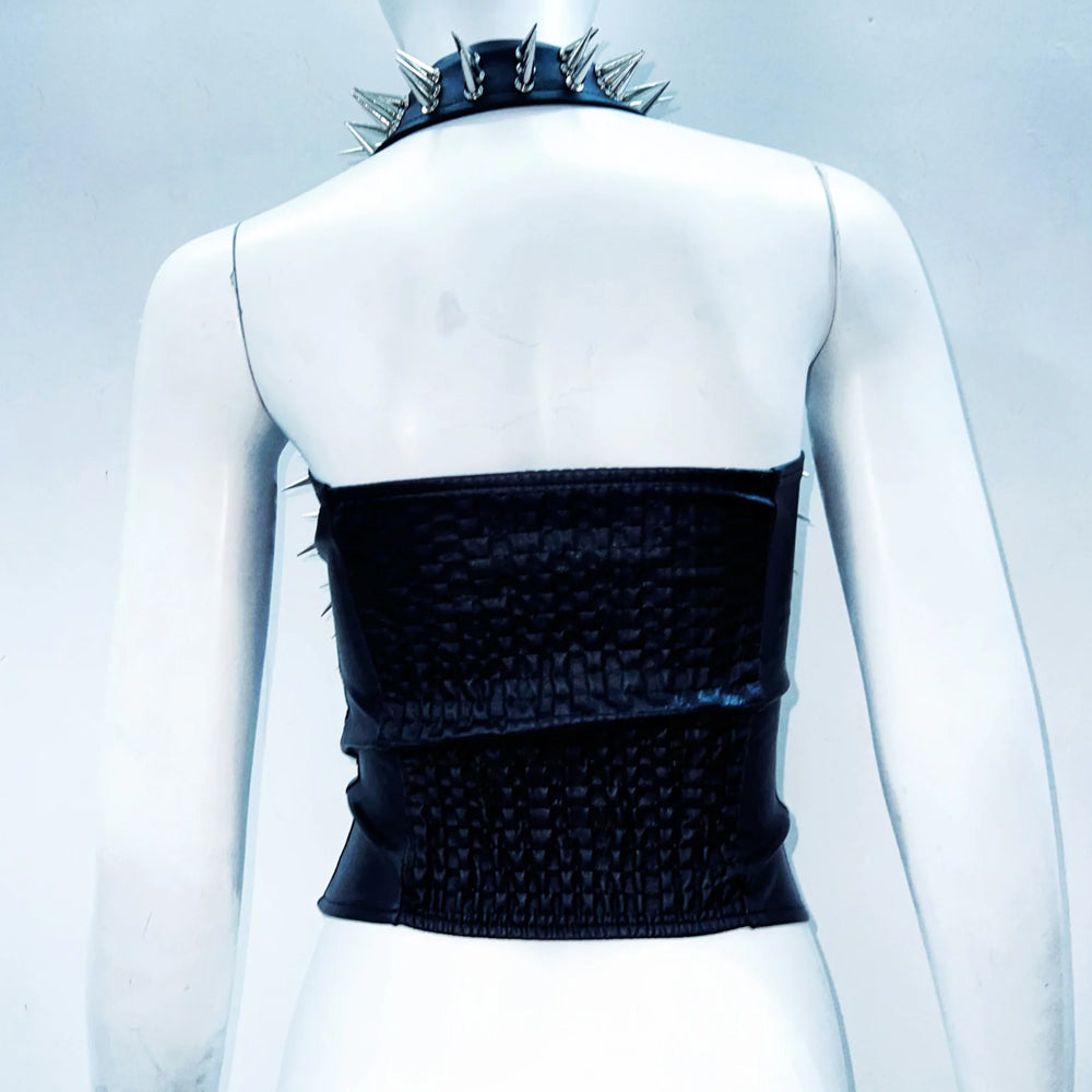 Turnover collar zip-up o ring rivet applique halter top