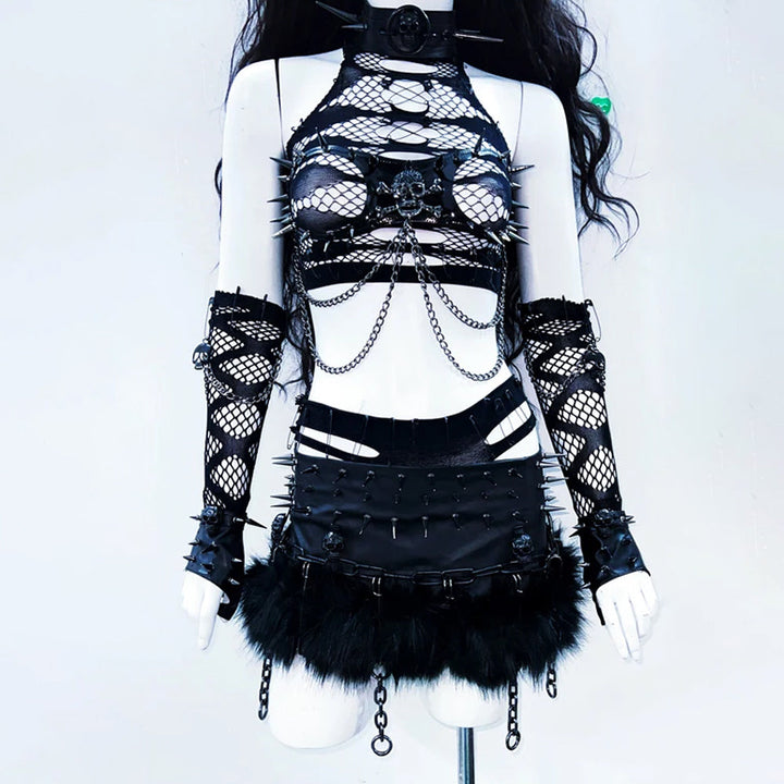 Crewneck hollow out metal chain skull applique top