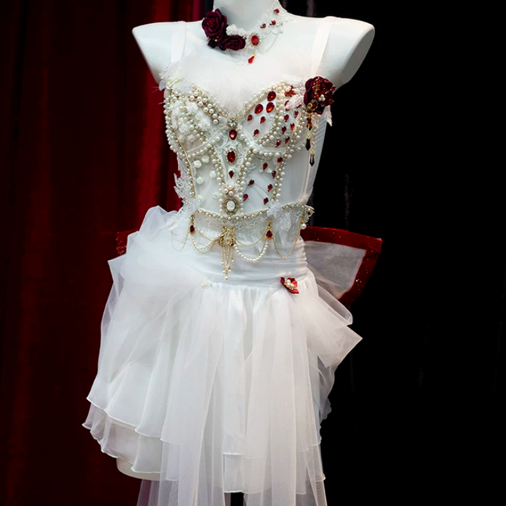 Beaded flower applique fluffy metal chain cami top