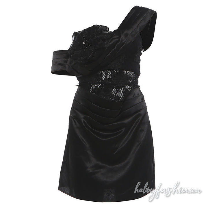 Irregular one shoulder flower applique ruched mini dress