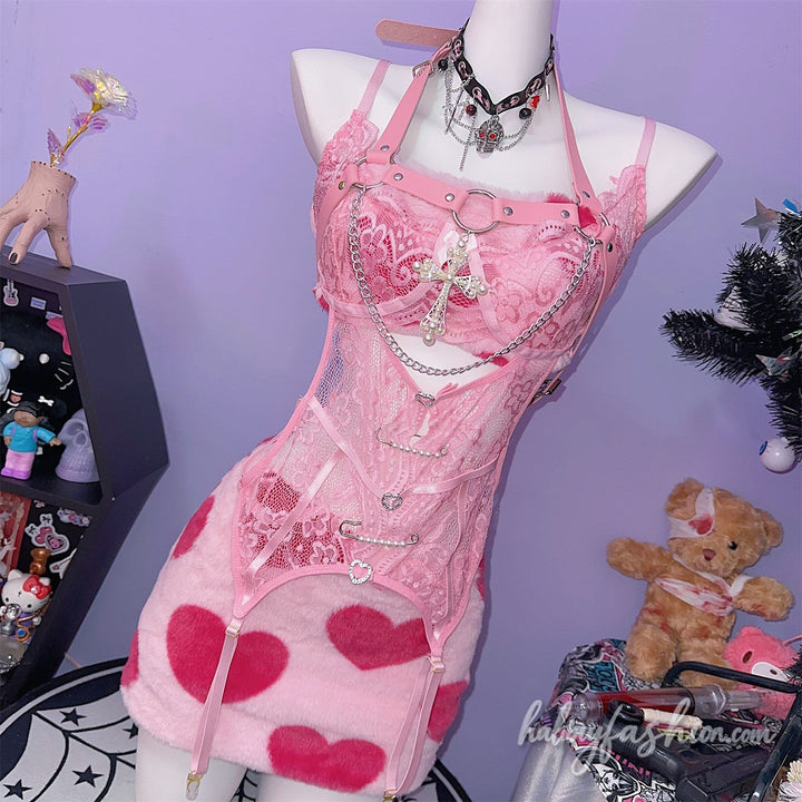 Fluffy heart print metal chain cross applique mini skirt set