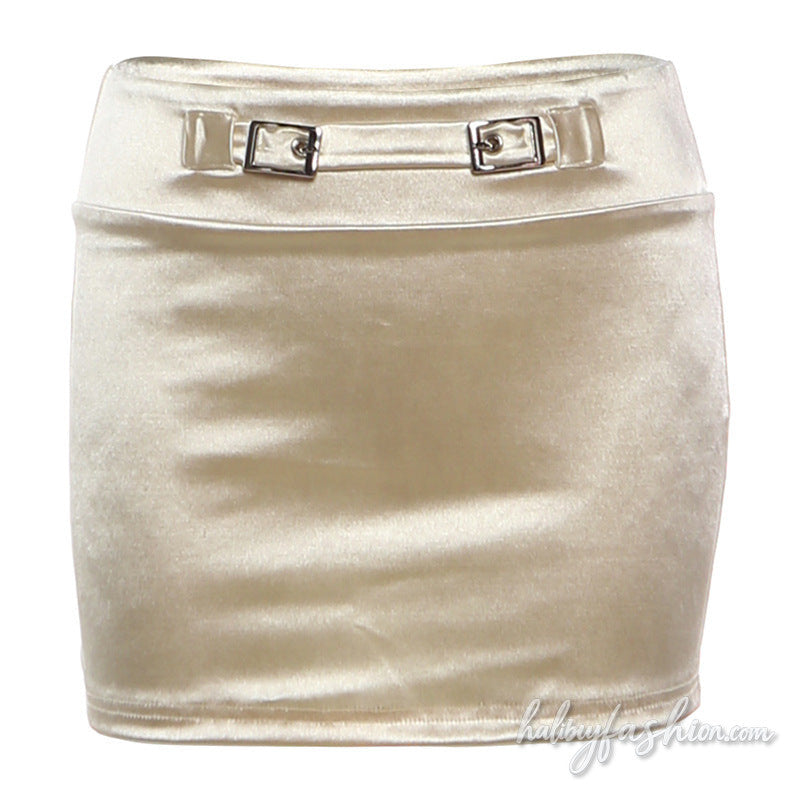 Metallic buckle solid mini skirt