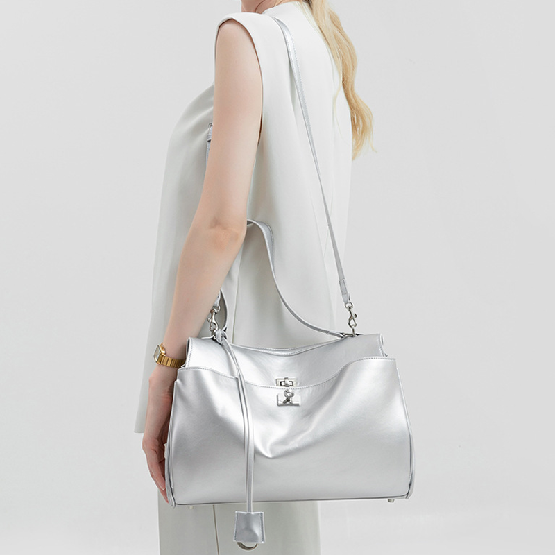 THE TRI-COMPARTMENT EXECUTIVE FLAP BAG - Halibuy - 5