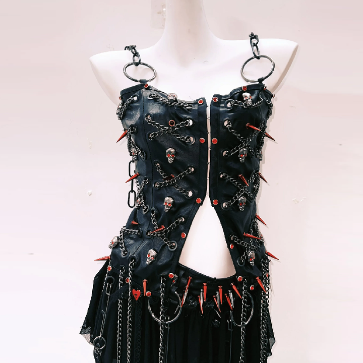 O ring rivet metal chain skull applique cami top  | Festival Outfits Women