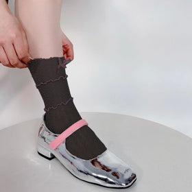 Bowknot ruffle contrast socks  | Festival Outfits Women