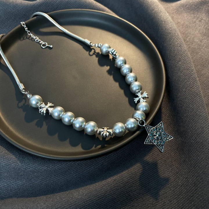 Star pendant faux pearl choker necklace  | Festival Outfits Women