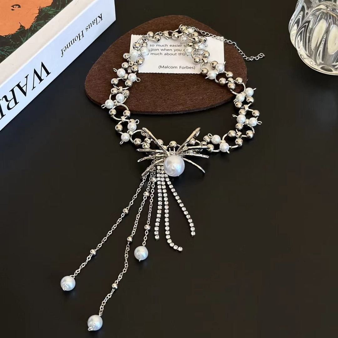 Spider decor faux pearl choker necklace  | Festival Outfits Women
