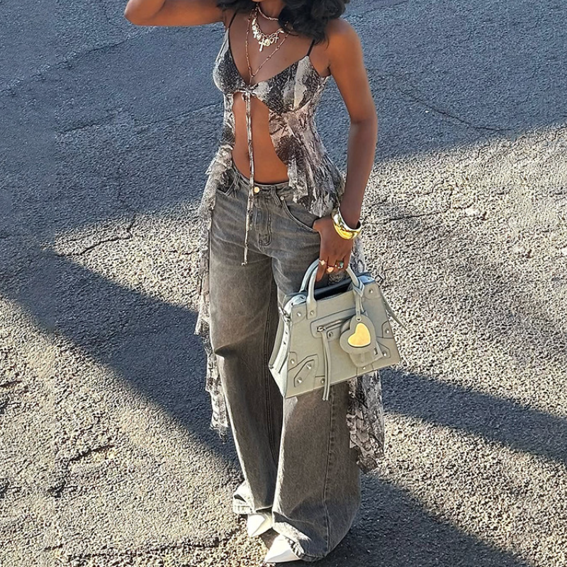 V neck ruffle print contrast cami top  | Festival Outfits Women