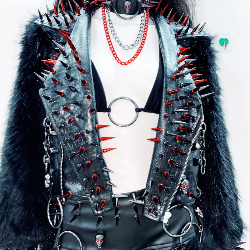 Long sleeve fluffy o ring zip-up rivet applique top