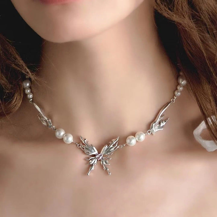 Butterfly adjustable faux pearl choker necklace  | Festival Outfits Women