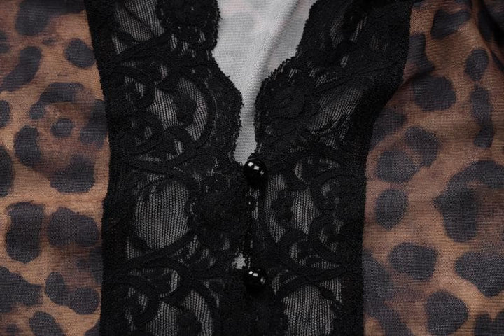 Maɓallin dogon hannun riga mai lace da aka buga a samansa yana kallon sama | Kayan Biki na Mata