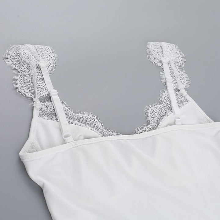 V neck lace hem flower applique cami top  | Festival Outfits Women