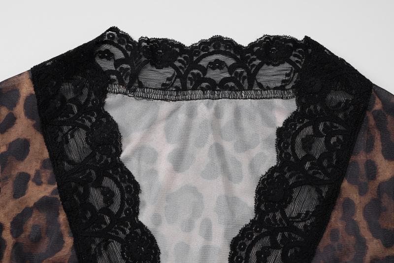 Maɓallin dogon hannun riga mai lace da aka buga a samansa yana kallon sama | Kayan Biki na Mata