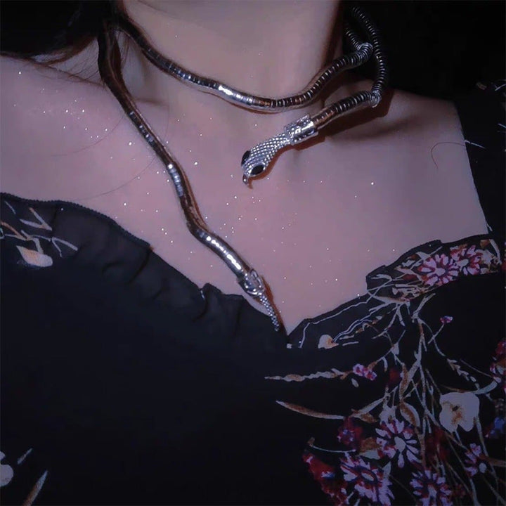 Snake decor rhinestone choker necklace  | Festival Outfits Women
