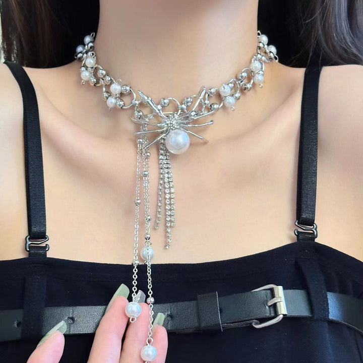 Spider decor faux pearl choker necklace  | Festival Outfits Women