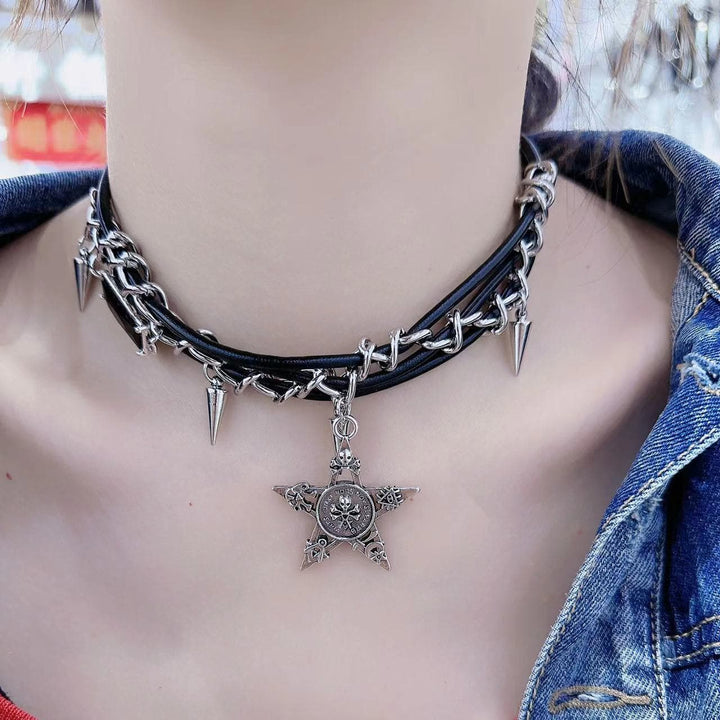 Star pendant rivet adjustable choker necklace  | Festival Outfits Women