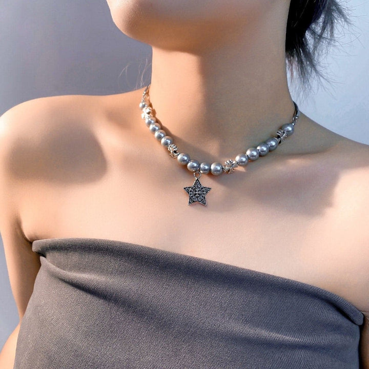 Star pendant faux pearl choker necklace  | Festival Outfits Women