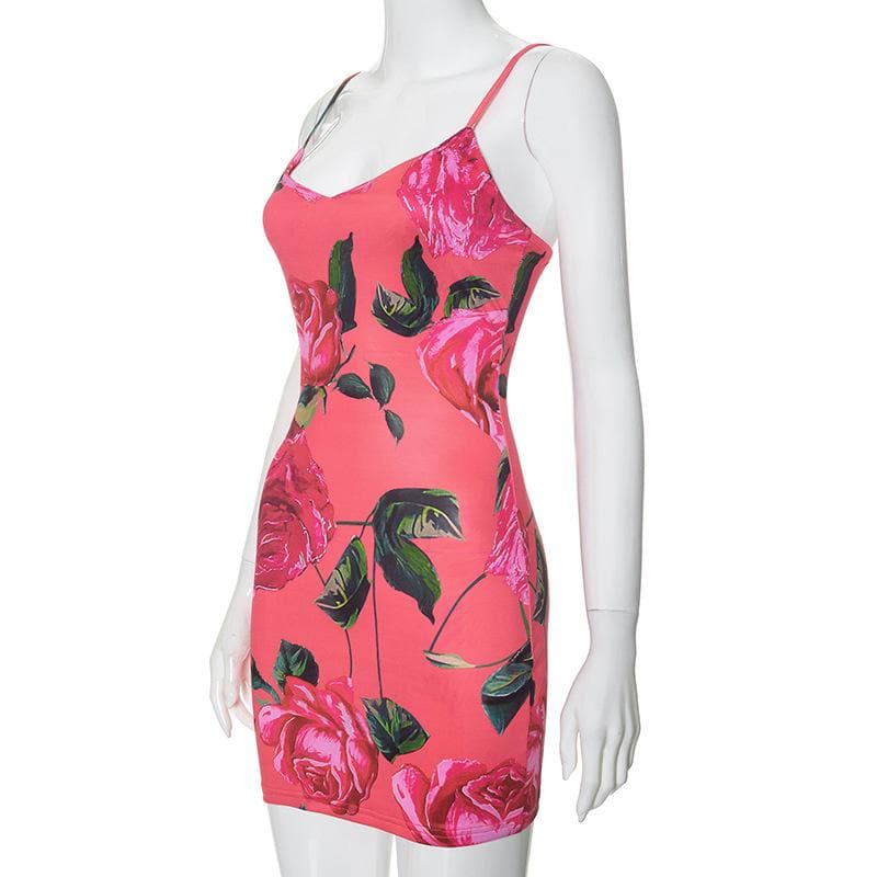 Riga mai launin ruwan hoda mai kama da na baya mai kama da na cami | Kayan Biki na Mata