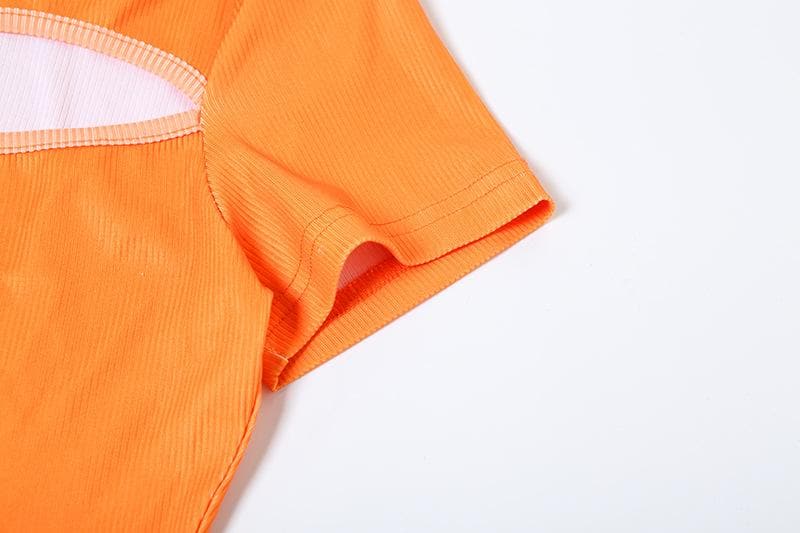 Rigar midi mai gajeren hannu mai kama da ta crewneck mai kama da wacce aka yanke | Kayan Biki na Mata