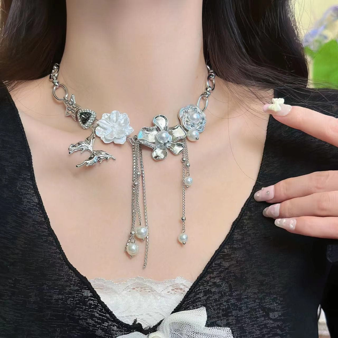 Tassels flower decor metal chain choker necklace  | Festival Outfits Women