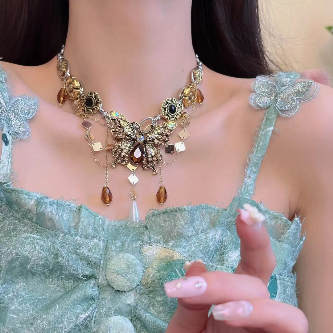Gold butterfly decor metal chain choker necklace  | Festival Outfits Women