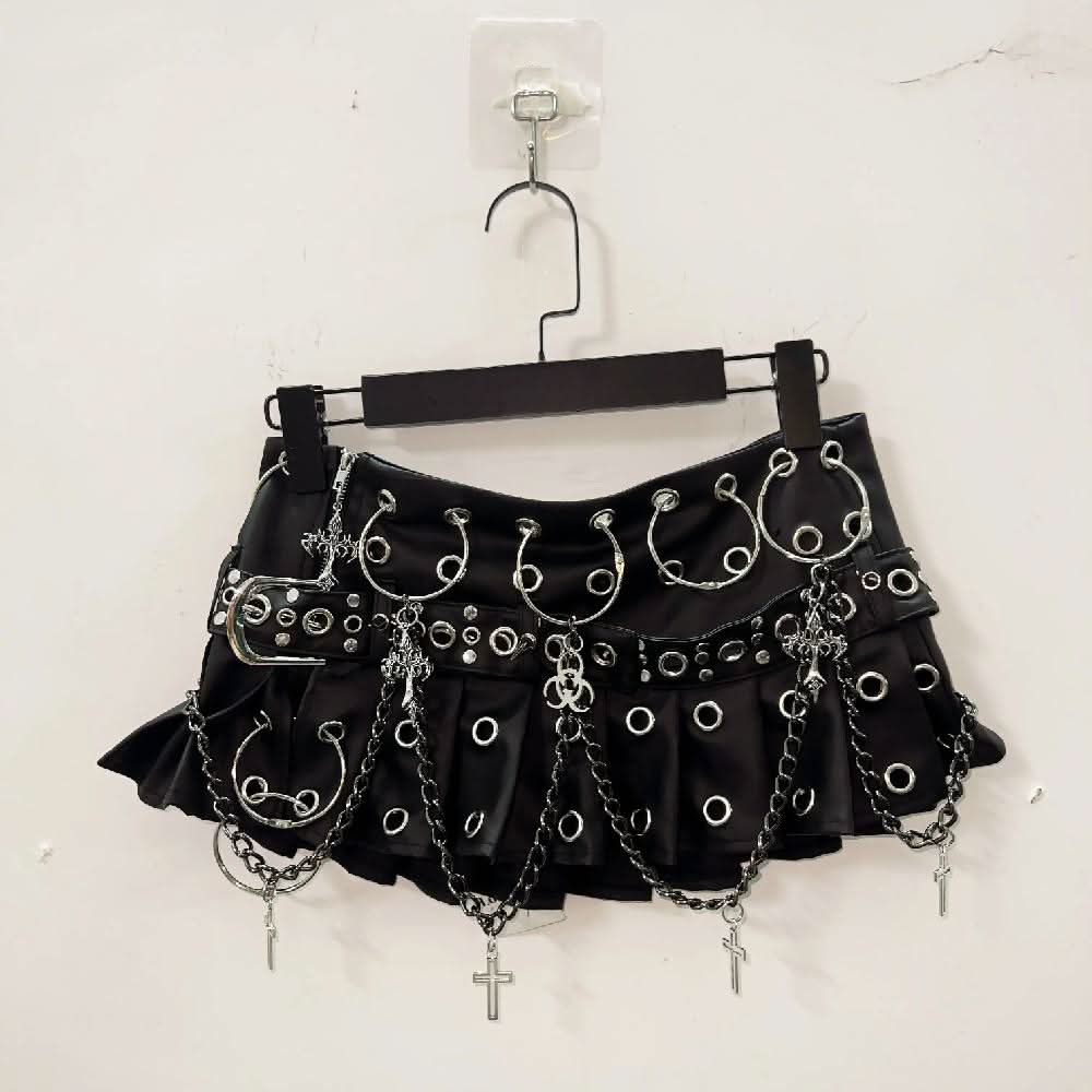 Halter o ring PU leather rivet metal chain top  | Festival Outfits Women
