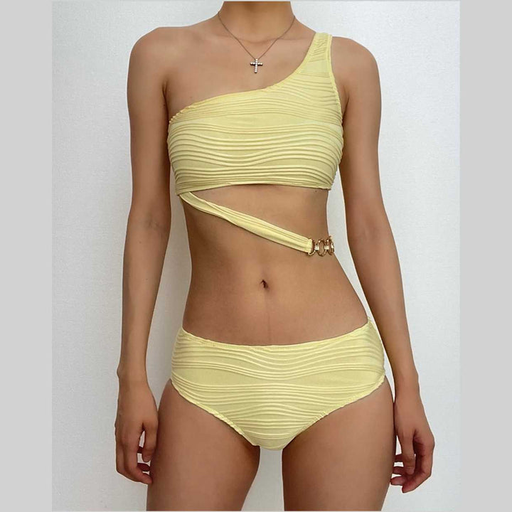 Kayan ninkaya na bikini na ƙafa ɗaya mai ƙarfi wanda ba shi da tsari a kafaɗa ɗaya