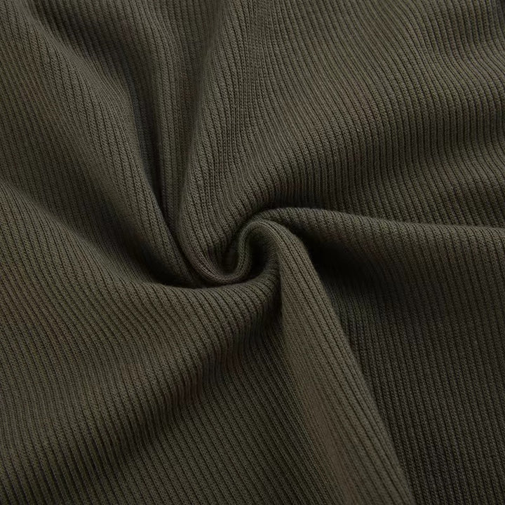 Sleeveless crewneck abstract contrast print crop top