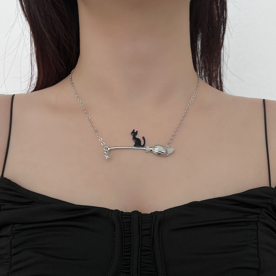 Cat shape broom necklace