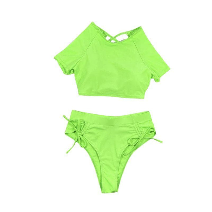 Qısa qollu, bərk ipli, büzməli bikini mayo