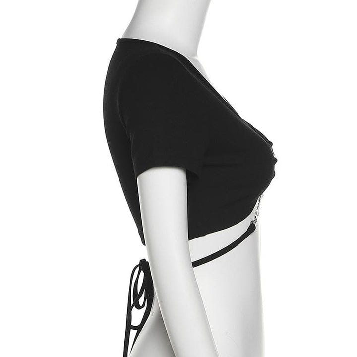 Short sleeve v neck metal letter self tie back crop top