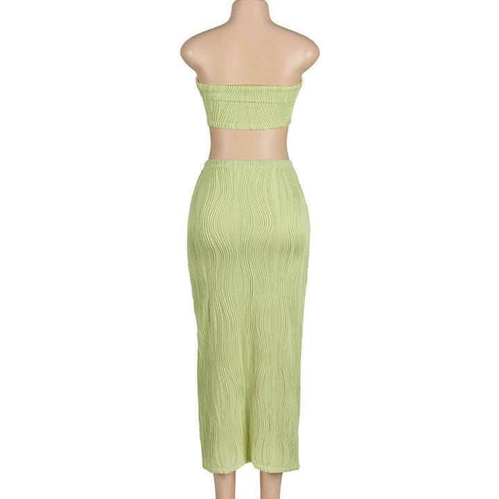 Textured backless solid tube maxi skirt set