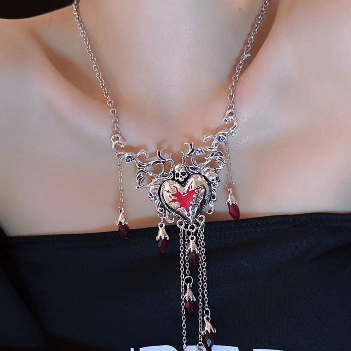Heart pendant tassels chain necklace