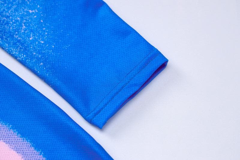 Long sleeve abstract contrast turtle neck mini dress